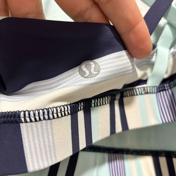 Lululemon Sports Bra Wireless Compression Cross Back Multicolor 10 Striped Gym - Picture 5 of 6
